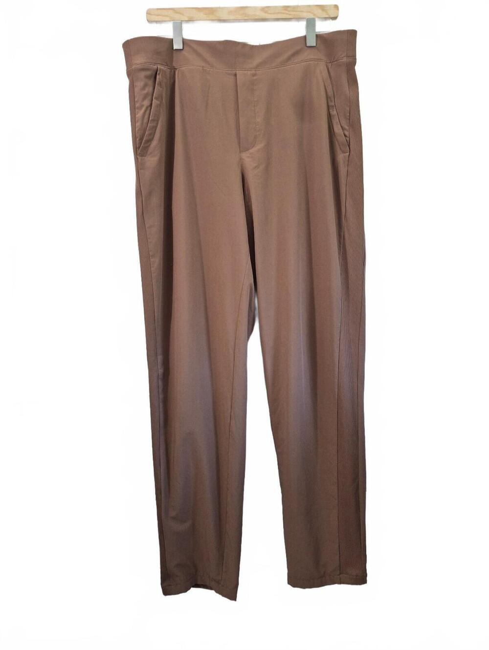 Athleta Women's Pants In Size 14 Tall Featuring A Soft Mocha Brown Color With Ri - Picture 2 of 6